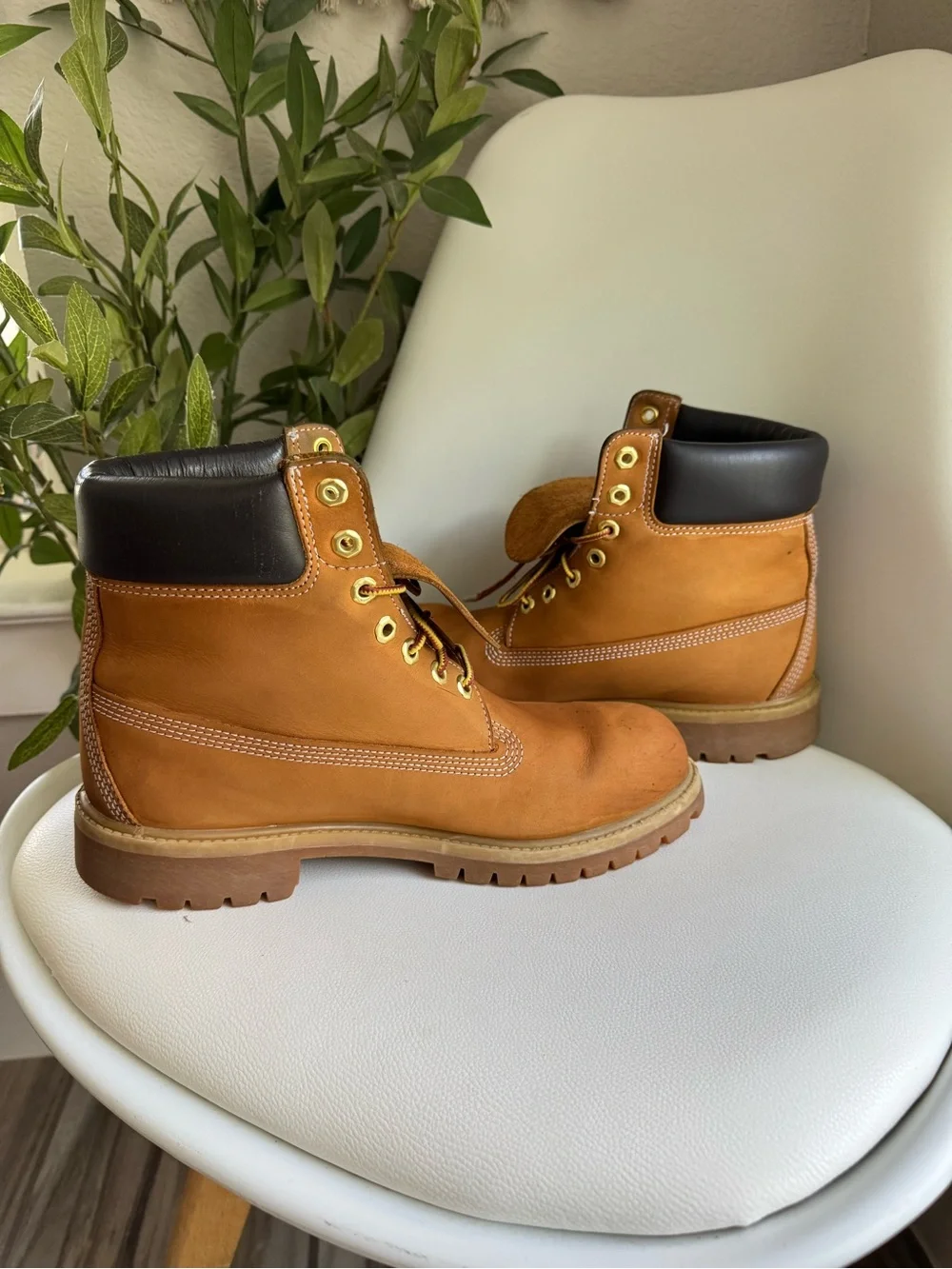 Timberland 6-Inch Premium Waterproof Boots Wheat Nubuck Size 9.5M 10061 Classic
